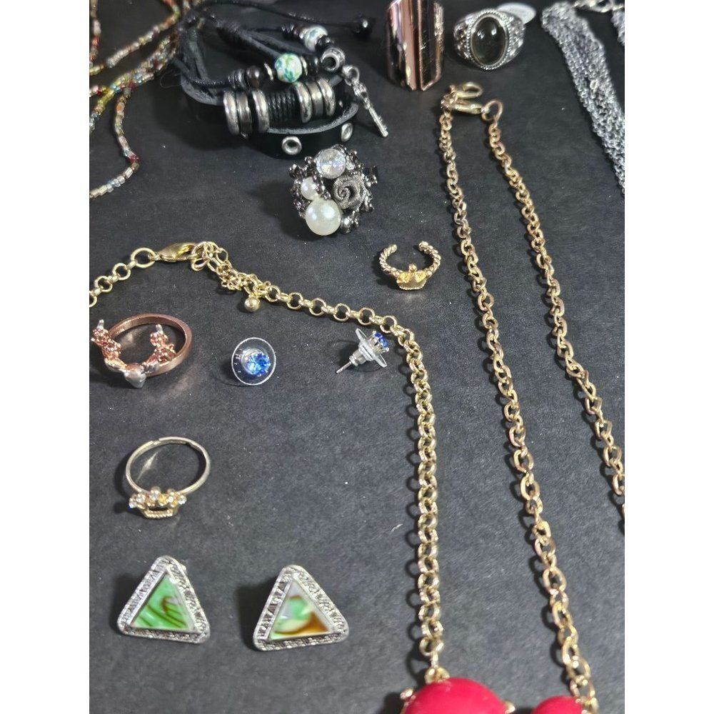 Wearable jewelry lot / bundle - Picture 7 of 14